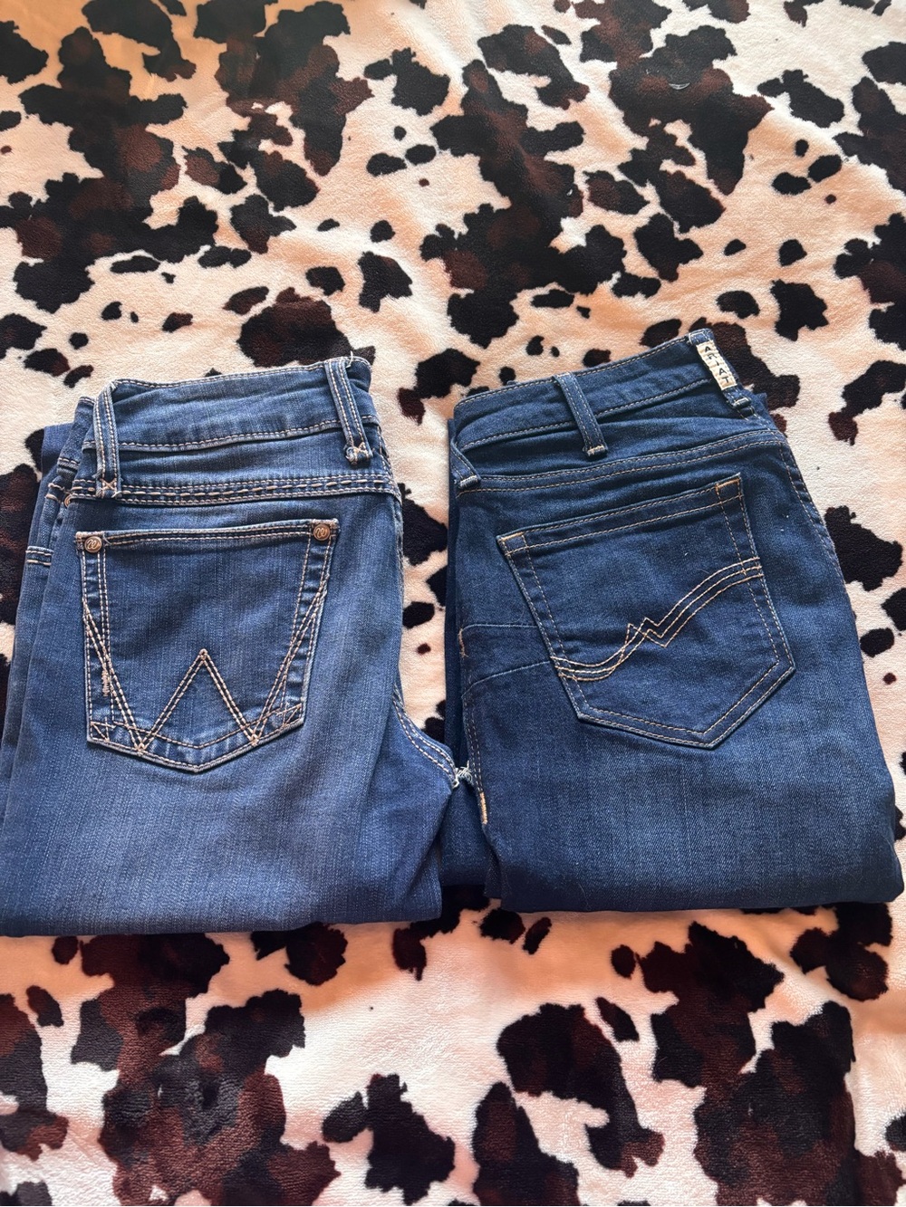 Ariat Women's Boot Cut Jeans in Light Blue and Dark Blue “read discription - Picture 1 of 7